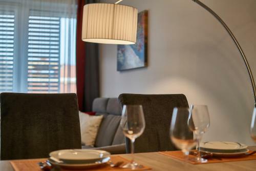Az�r Apartments - Hostaid