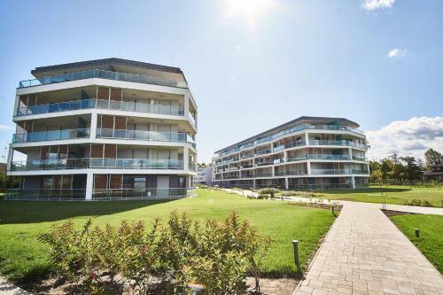 Az�r Apartments - Hostaid