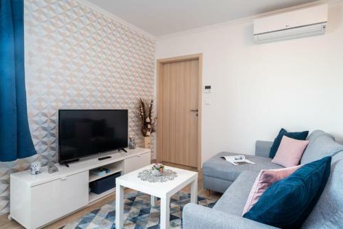 Panor�m�s, T�parti, L�gkondicion�lt Apartman