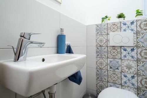 Panor�m�s, T�parti, L�gkondicion�lt Apartman