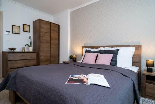 Panor�m�s, T�parti, L�gkondicion�lt Apartman