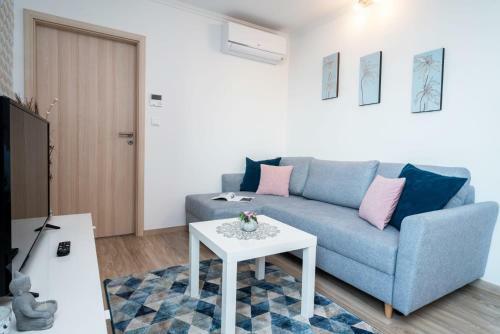Panor�m�s, T�parti, L�gkondicion�lt Apartman