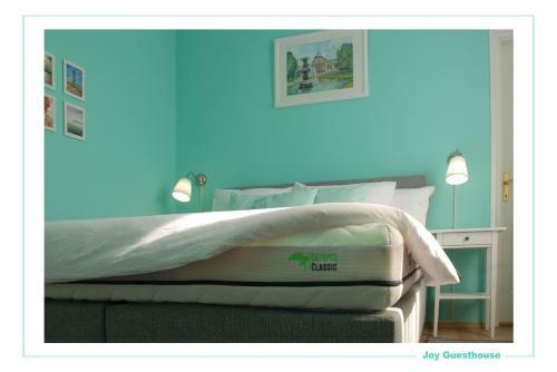 Hostal Joy Guesthouse