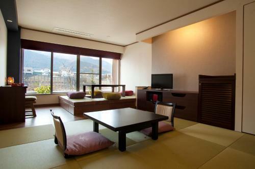 Hotel Sakaeya