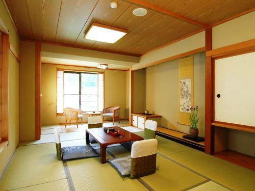 Yamatoya