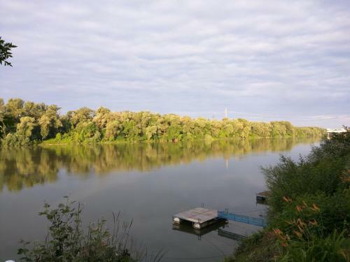 Tisza Parti Nyaral�h�z
