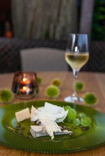 Bed & Breakfast Geszteny�s