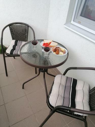 Golden Ball Apartman Mag�nsz�ll�shely