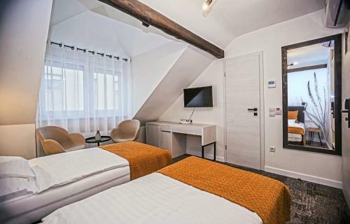 Bed & Breakfast Piccolo Panzi� Vend�gl? Vinoteca