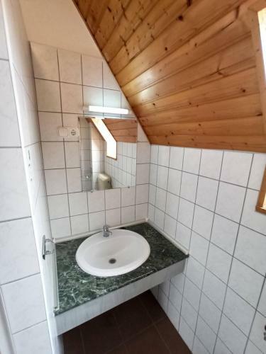 Hillside Apartmanok