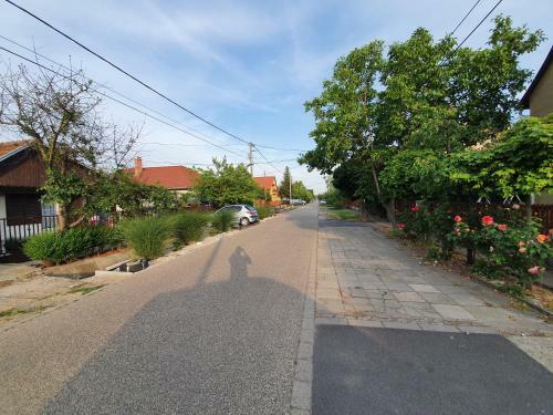 Hostal Airport Luxury Apartman 42