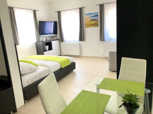 Deluxe Apartments
