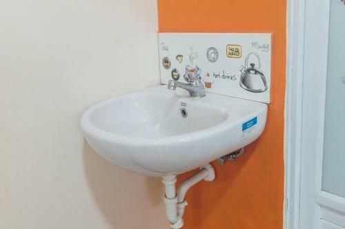 Hotel Oyo 2010 Satria Guest House