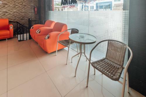 Hotel Oyo 2010 Satria Guest House