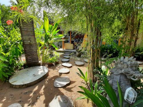 Hostal Medewi Drop Villa
