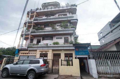 Oyo 3104 Wisata Hotel