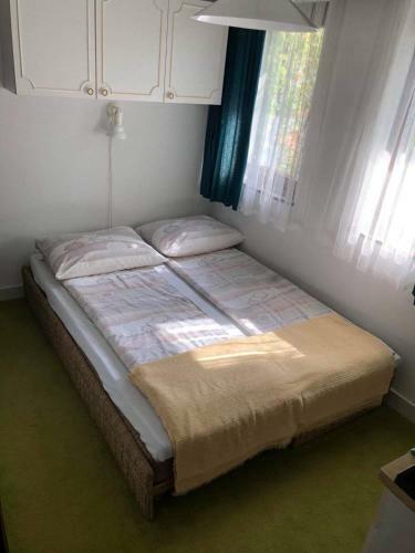 Service 4 You Apartmanh�z