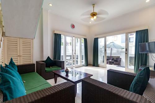 House Villa Bali And Residence