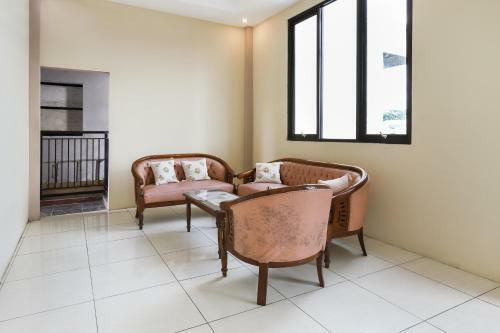 Hotel Oyo 3802 Wisma Cahaya Abadi