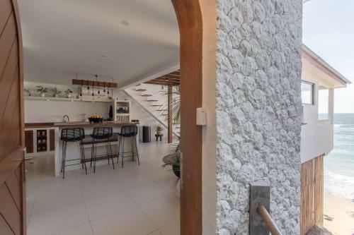 Villa 2br Suite Exceptional View Beachfront Bingin Area