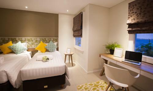 Wood Hotel Bandung