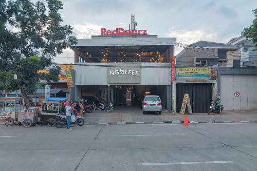 Hostal Reddoorz @ Kiaracondong