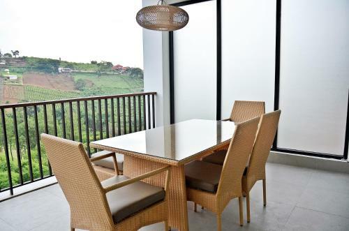 Indah 2 Mountain Villa 8 Bedroom Private Pool