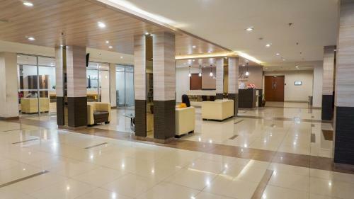 Hotel Capital O 2218 Sudirman Suites Apartement