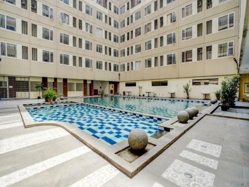 Hotel Oyo 90042 Emerald Towers