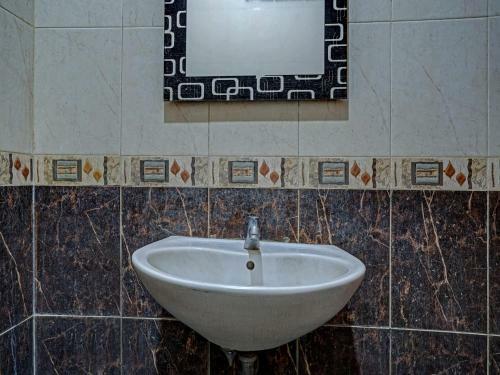 Oyo 90103 Hotel Palem