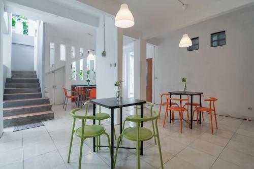 Hotel Lembur Kiwari