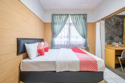 Hotel Oyo 1646 Imelda Residence
