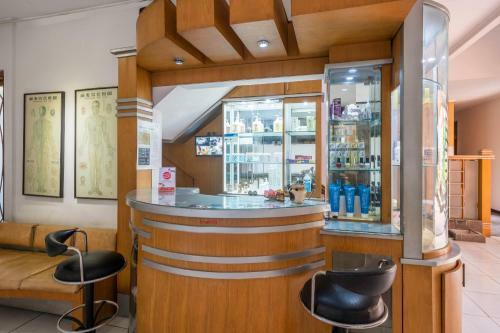 Hotel Oyo 1646 Imelda Residence