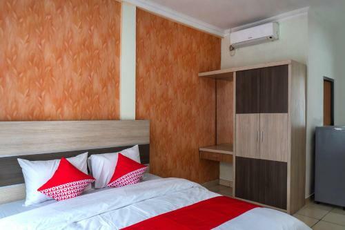 Hotel Oyo 617 Sukaraja Residence Syariah
