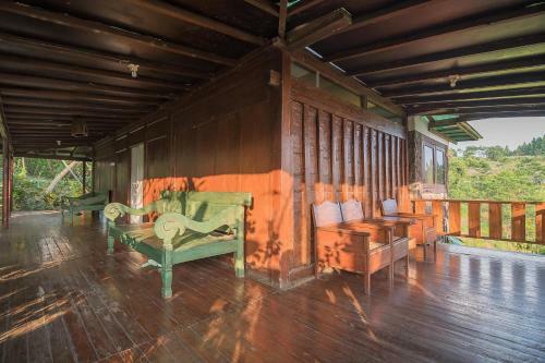 Hotel Reddoorz Resort @ Lembang 2