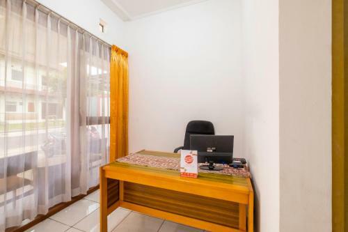 Hotel Oyo 2728 Sinulingga Residence