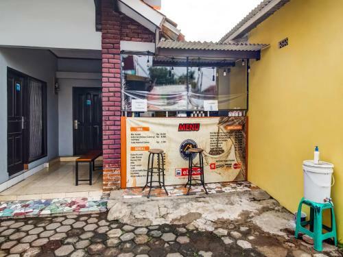 Hotel Oyo 3750 Elder Guest House