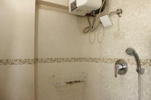 Strategic & Comfy Studio At Gateway Cicadas Apartment By Travelio