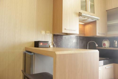 Strategic & Comfy Studio At Gateway Cicadas Apartment By Travelio