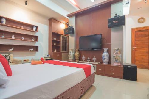 Hotel Reddoorz Near Margahayu Raya