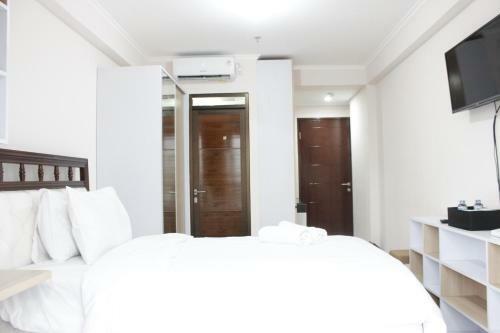 Compact Studio Room At Gateway Pasteur Apartment Near Exit Toll By Travelio