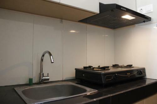 Homey Studio Gateway Pasteur Apartment Near Exit Toll By Travelio