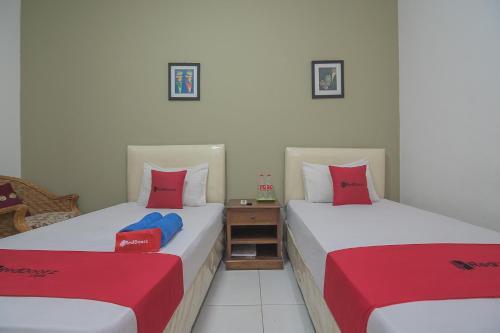 Hostal Reddoorz @ Buah Batu 4