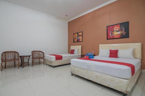 Hostal Reddoorz @ Buah Batu 4