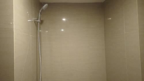 Classic Studio Room Galeri Ciumbuleuit 3 Apartment By Travelio