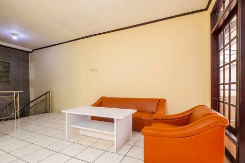 Hotel Spot On 2672 Bee M