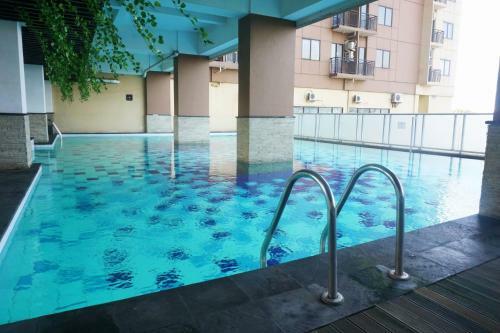 Scenic & Comfy 2br Tamasari Panoramic Apartment By Travelio