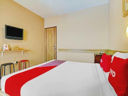 Hotel Oyo 90293 Guest House Cigadung 9a