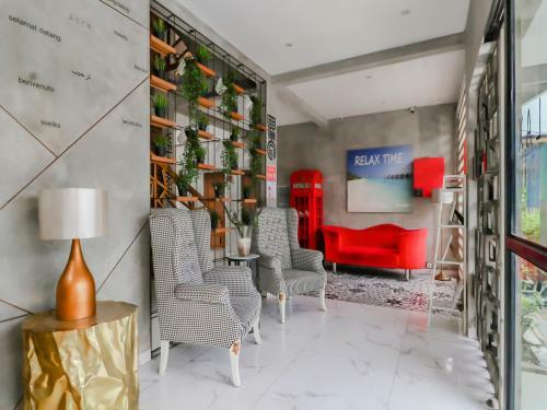 Hotel Collection O 31 The Batik Bed And Coffee Bandung