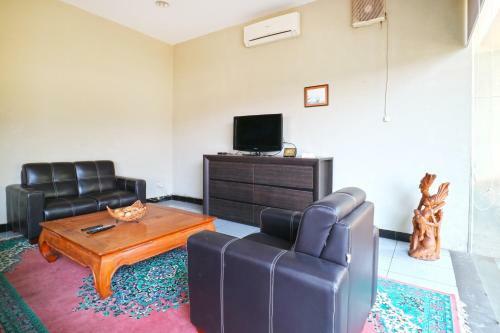 Hostal Reddoorz Near Upi Setiabudi 2